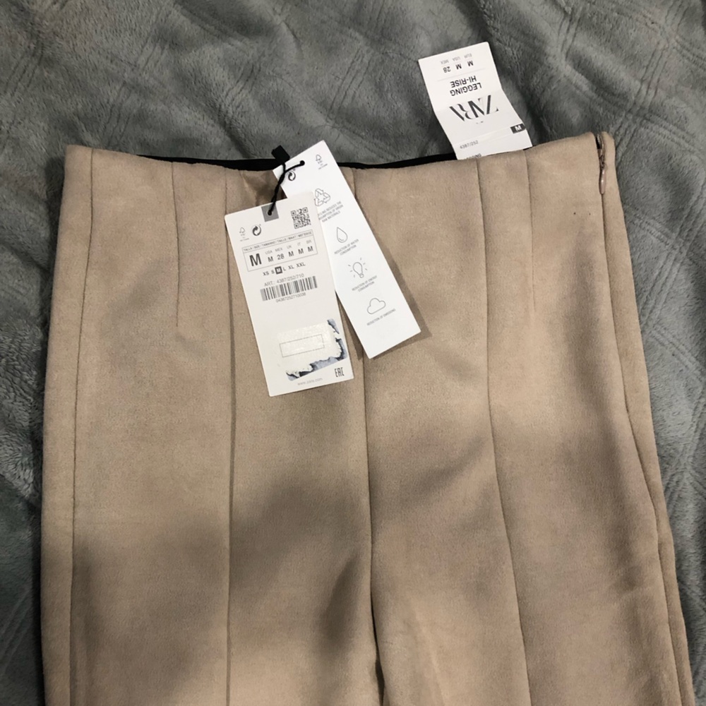 COPY - NWT ZARA High-Rise Leggings Size Medium Suede Like Feel Lovely Camel Col… - Picture 4 of 8